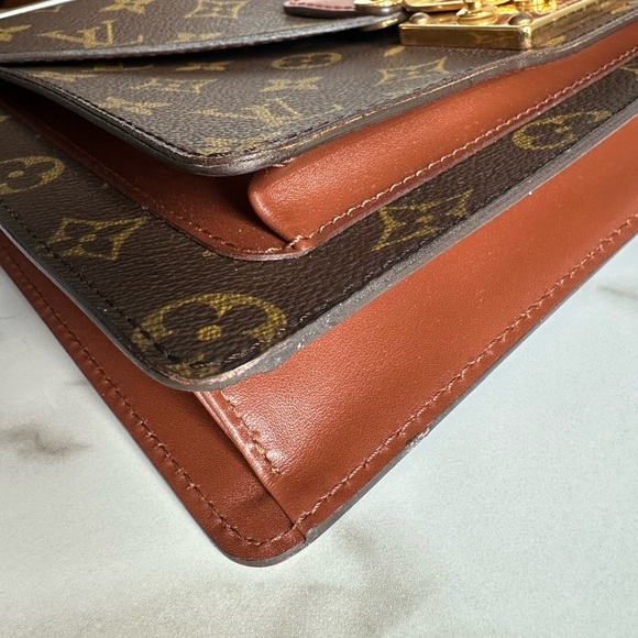 Authentic Very Rare Crossbody/ Shoulder Bag LOUIS
VUITTON "Monceau 26 - Picture 8 of 12